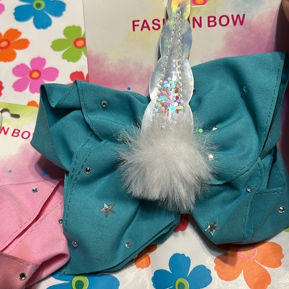 New Set of Two Unicorn Embellished Fashion Hair Bows - Picture 6 of 9